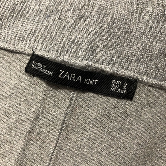 ZARA • Grey Cardigan • Small - Picture 3 of 4